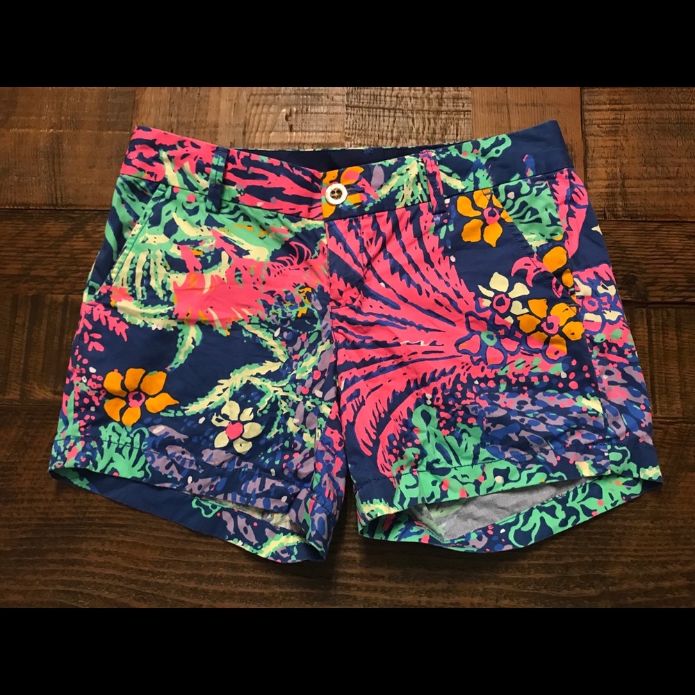 LIlly Pulitzer Callahan shorts